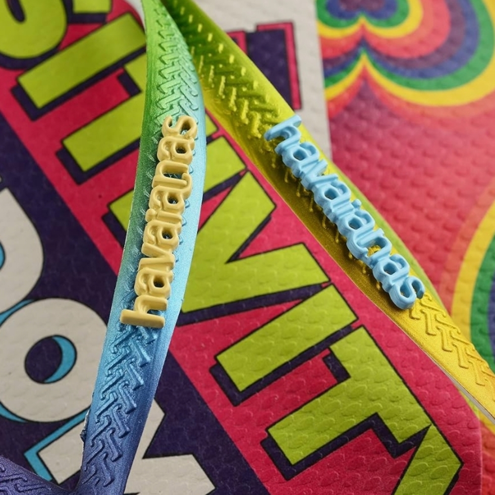 Havaianas Slim Pride Rainbow Flip Flop Sandal 7/8 & 9/10 - Picture 2 of 5